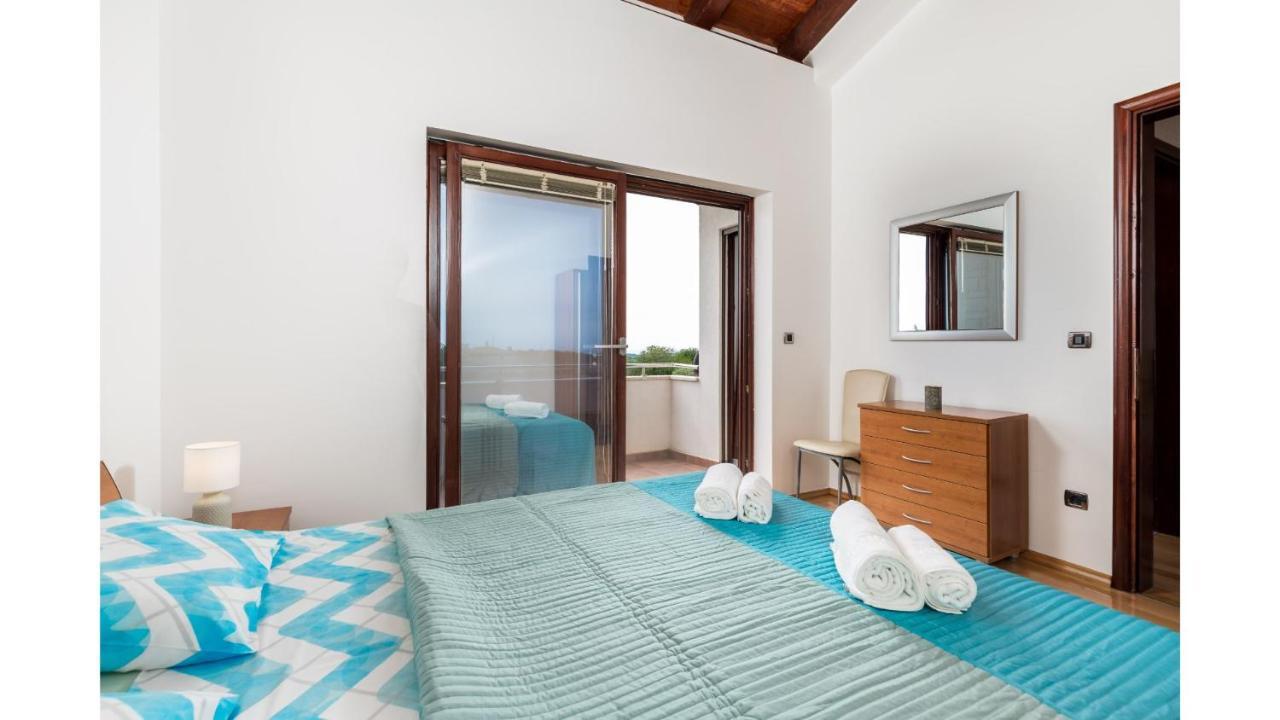 Holiday Home Bellavista Tar-Vabriga Εξωτερικό φωτογραφία